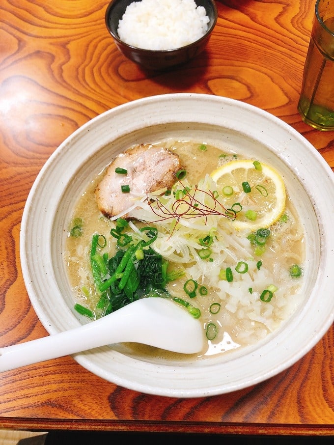 休日はドライブでラーメンと洞窟とラーメン04