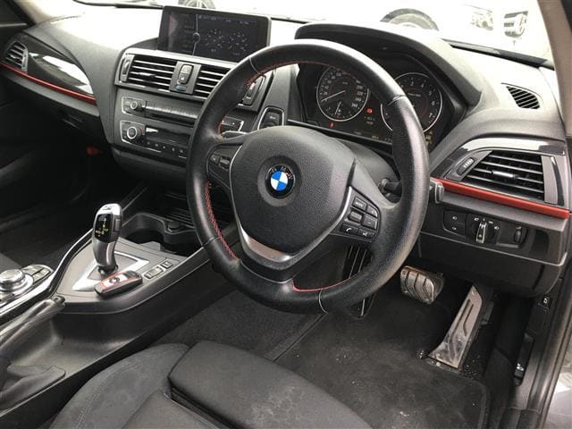 ☆☆【入荷情報】BMW116i スポーツ入荷しました！☆☆03