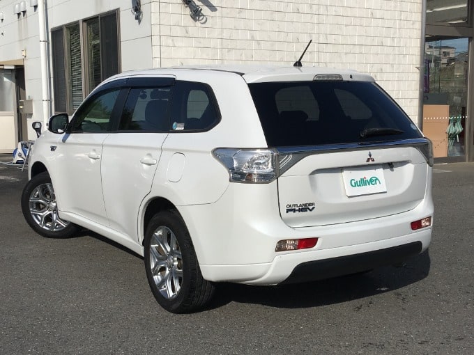 ◇新着入荷！　 H25 三菱 アウトランダー ＰＨＥＶ Ｇ　！！　入荷しました！！◇02