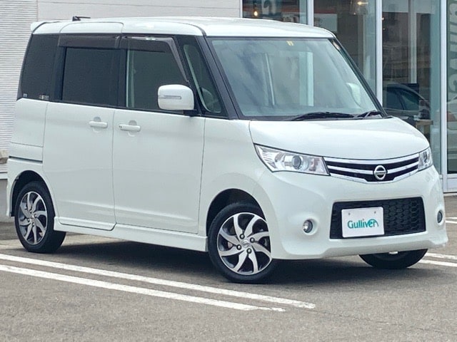 新着車両！平成22年式日産「ルークス」01