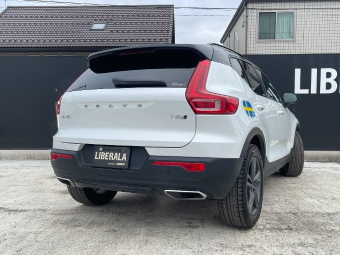 ☆'20 ボルボ XC40 T5 AWD Rデザイン☆02