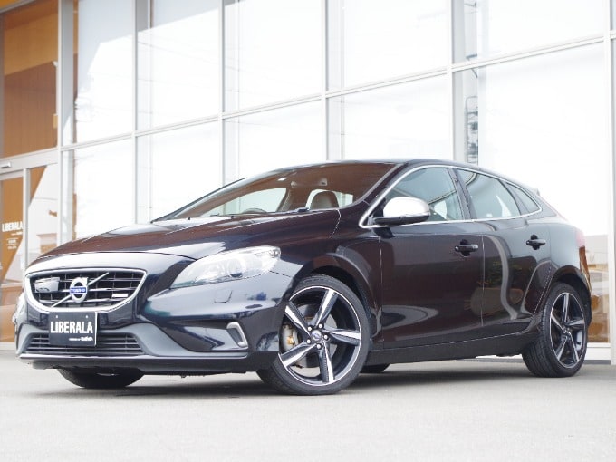 V40が入庫しております01