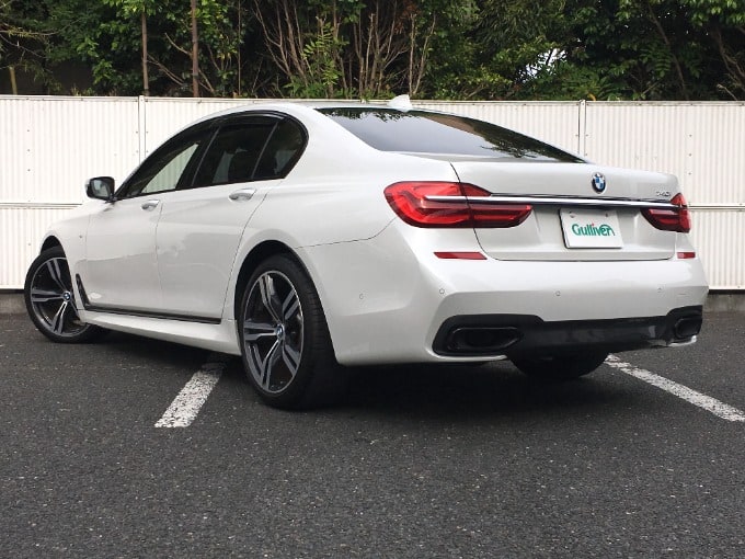 新着車両入庫しました！「H29　BMW７４０i　Mスポーツ」02