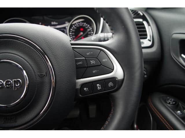 おすすめ車両！ジープ　コンパス！！04