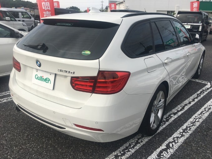 320d 入荷しております！03