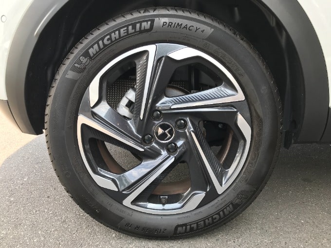 シトロエンDS３・クロスバックグランシックのご紹介です♪05