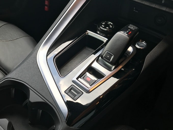 プジョー5008　GTブルーHDIのご紹介です♪08