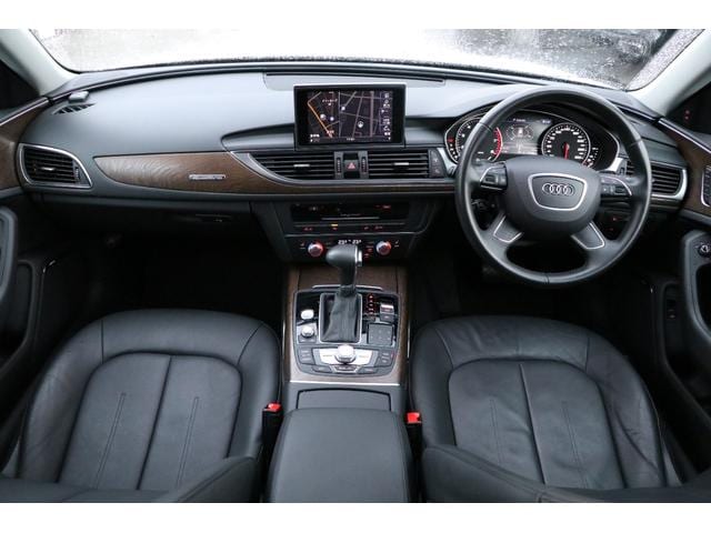 おすすめ車両！アウディ　A６  オールロードクワトロ！！！02