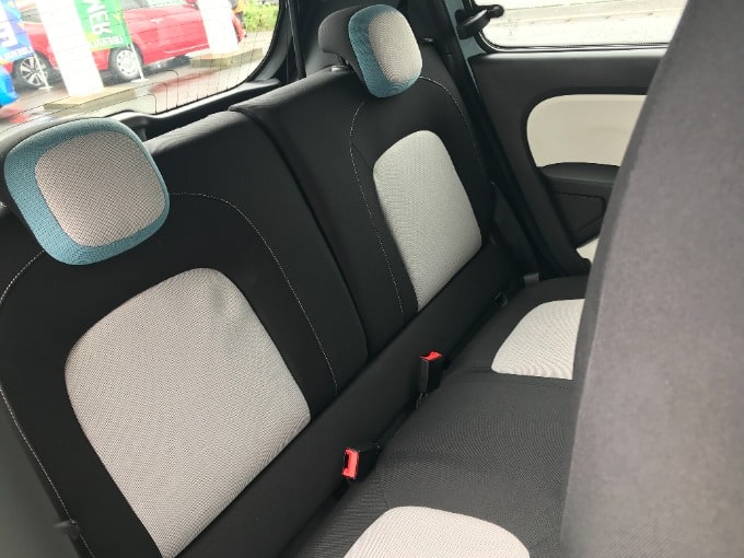 ルノー・トゥインゴ　インテンス入庫しました♪06