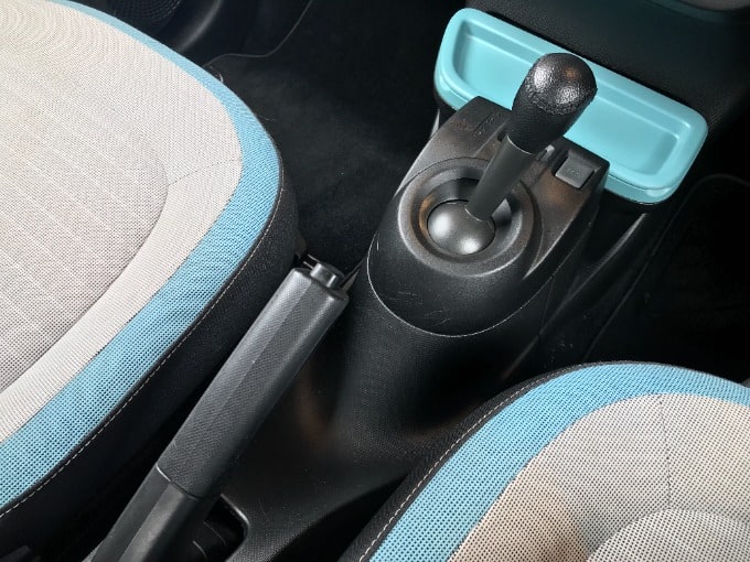 ルノー・トゥインゴ　インテンス入庫しました♪08