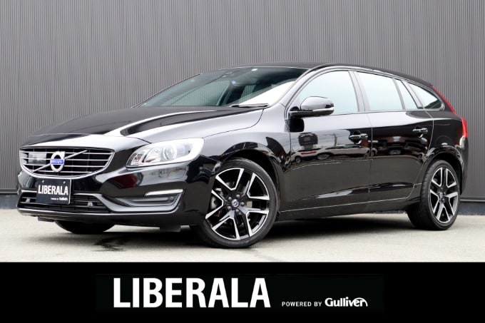 2016年式　ボルボ　V60 ダイナミックエディション　入荷致しました。01