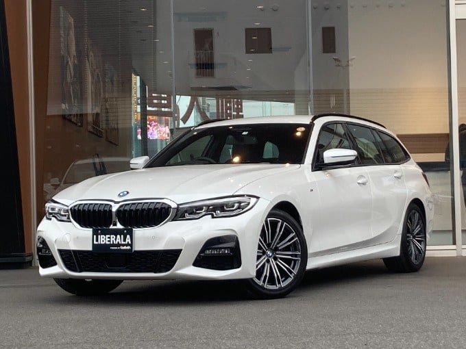 BMW　318iMスポーツのご紹介です♪01