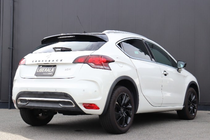 2018年式 DS4 クロスバック ブルーHDi 入荷致しました。03