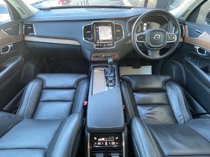 ☆ボルボ　XC90　T6☆03
