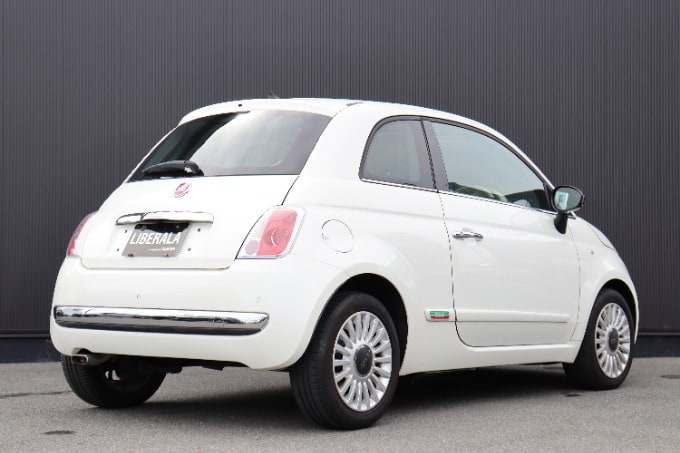 2013年式 FIAT 500 ツインエアラウンジ 入荷致しました。03