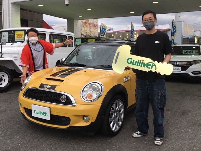 ミニ・クーパーSをご納車させて頂きました！！01