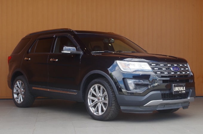 お車のご紹介!!フォード　エクスプローラー01