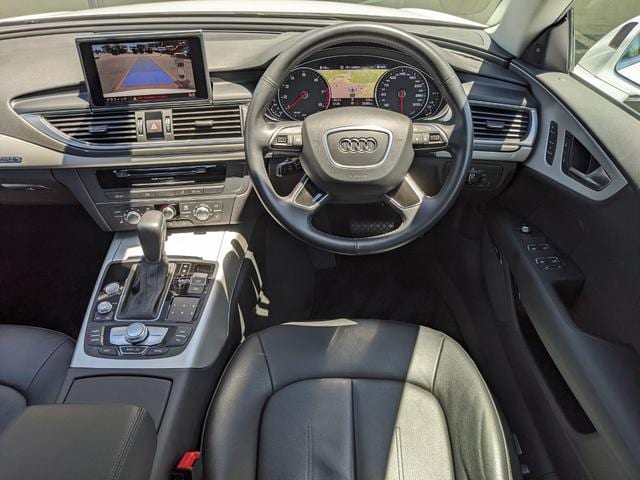 【新着】H28年式　アウディ　A7スポーツバック　【中古車】03