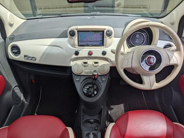 【中古車】 H27年式 フィアット 500 グレード ペルラ02