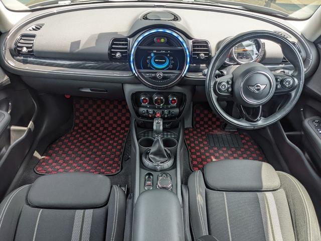 【新着】H2９年式　MINIクーパーS　クラブマン　【中古車】02