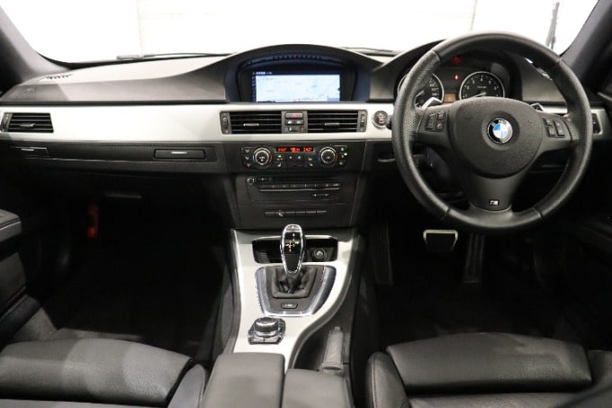 2010年式 BMW 3シリーズクーペ 入荷いたしました！！！02