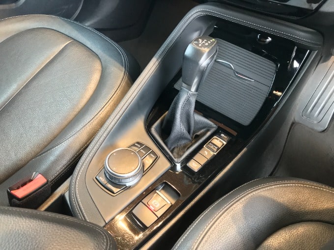 BMW・X1　XDrive 18d Xラインのご紹介です☆09