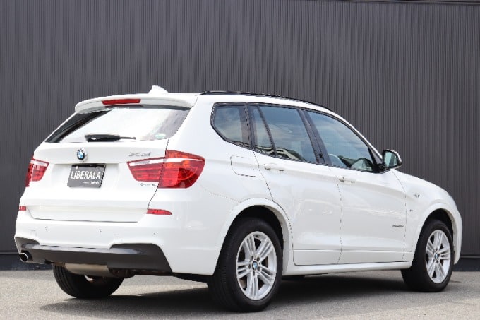 2016年式 BMW X3 入荷致しました!!!05