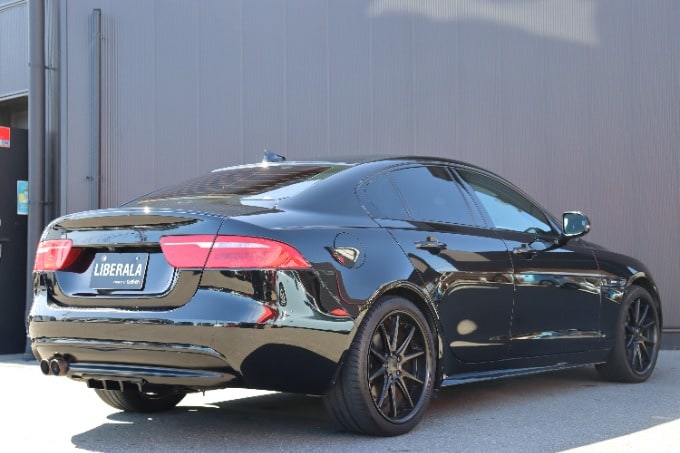 2016年式 ジャガーXE 入荷致しました!!!05