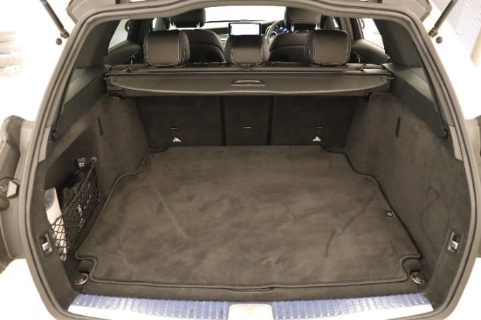 2018年式 M・ベンツ Cクラスワゴン 入荷致しました!!!04