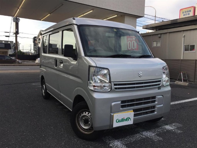 □□□中古車入荷情報！□□□01