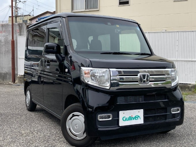 ☆中古車入荷情報☆　　ー HONDA  N-VAN +STYLE COOL ホンダセンシング  R1  ー　　　　　　　　01