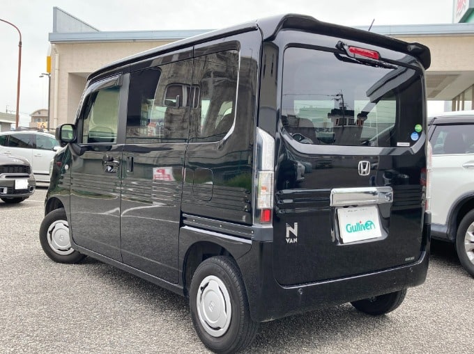 ☆中古車入荷情報☆　　ー HONDA  N-VAN +STYLE COOL ホンダセンシング  R1  ー　　　　　　　　02