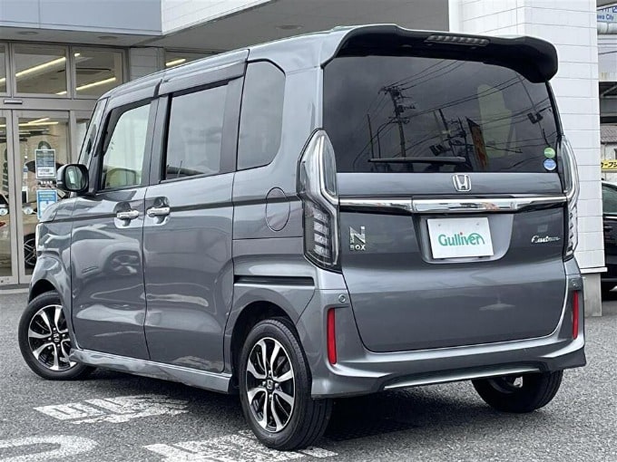 ホンダ  NBOX カスタム G L ホンダセンシングの中古車が入荷しました！02