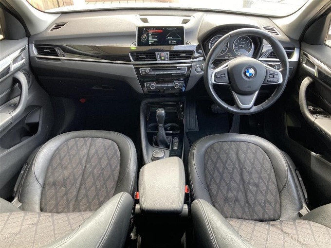 【車 買取 販売ならガリバー浜松宮竹店】新着車両の紹介♫ H29 BMW X1 ｘＤｒｉｖｅ ２０ｉ Ｘライン03