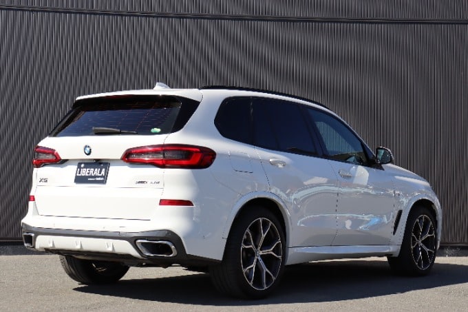 2019年式 BMW X5 入荷致しました!!!06