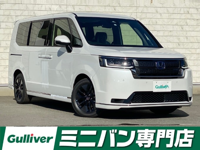 ★☆★ステップワゴンHV 未使用車入荷★☆★01