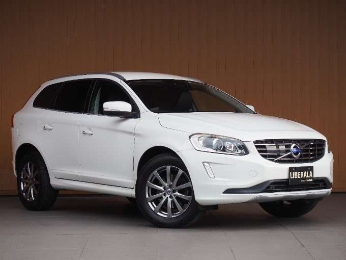 お車のご紹介!!ボルボXC6001