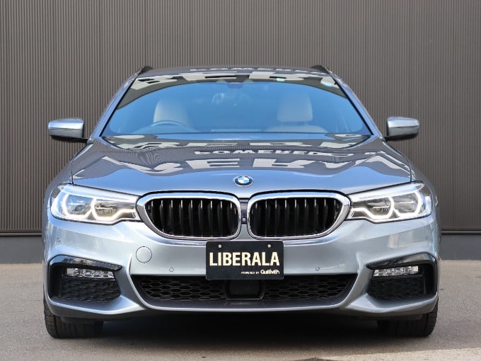 BMW 5シリーズツーリング入庫しました！01