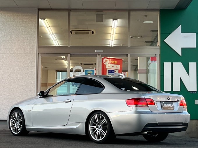 一宮市　中古車購入　オススメ車両のご紹介！　【'08 ＢＭＷ ３２０ｉ クーペ（ディーラー車）】02