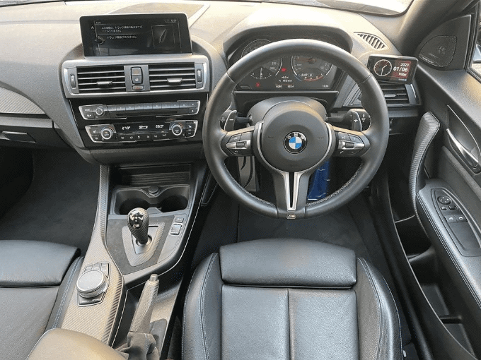 BMW M2クーペ 2017年式の中古車入荷しました！02