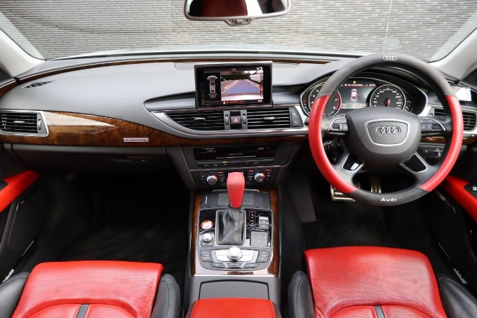 H28年式　アウディ A7スポーツバック3.0 TFSI クワトロ　入荷致しました！！03