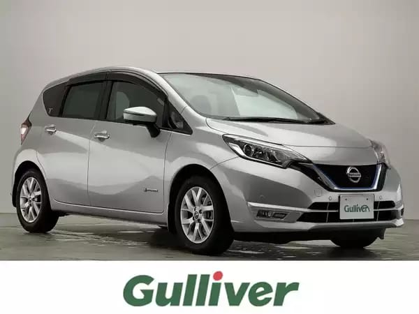 日産 ノート e－パワー X01