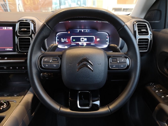 シトロエン C5 エアクロス シャインのご紹介です♪05