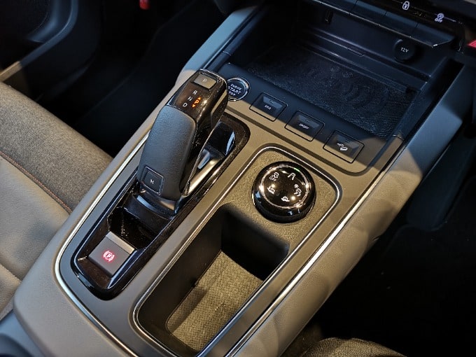 シトロエン C5 エアクロス シャインのご紹介です♪06