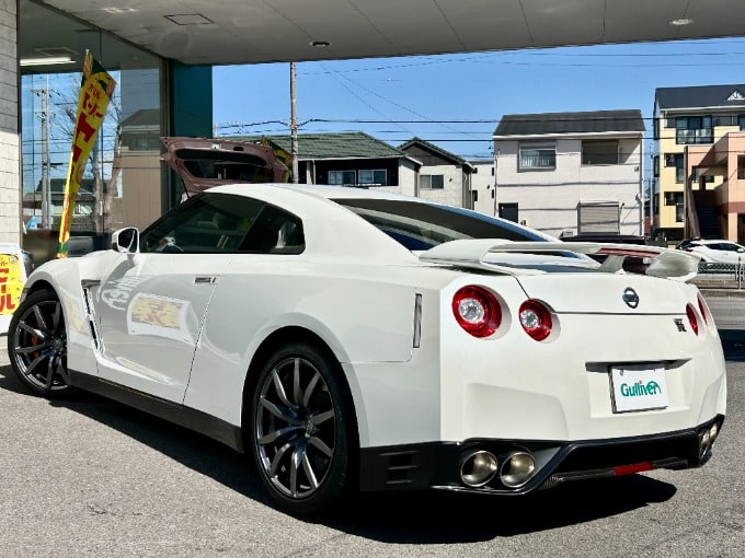 ☆　岡崎市　中古車入庫のお知らせ　★　H26年式　日産 ＧＴ－Ｒ03