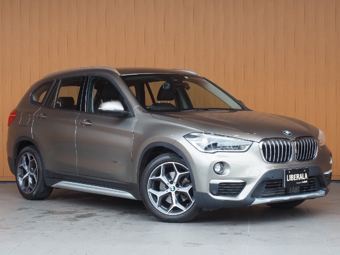 お車のご紹介!!BMW X101