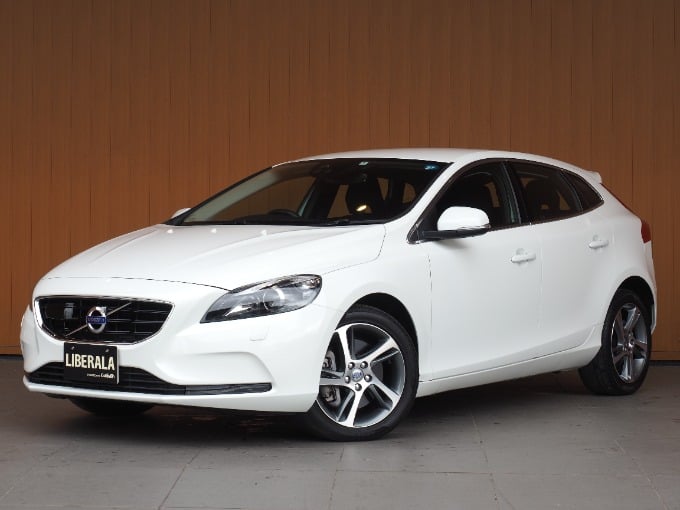 お車のご紹介！VOLVO V4001