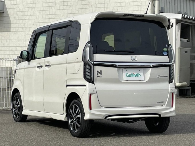 〜在庫情報〜 ☆H29年 N-box カスタムGLホンダセンシング 【福島県 会津若松 中古車販売 買取 無料査定】02