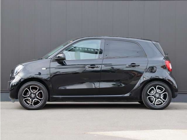 スマート　フォーフォー入庫！02