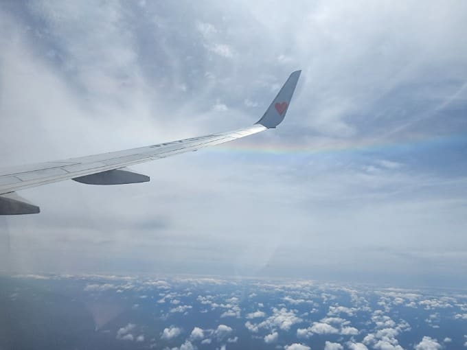飛行機からの虹！！！01
